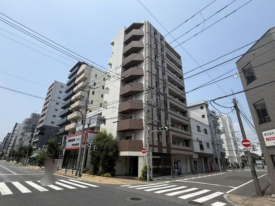 2DK apartment in Sumida Ward, Tokyo - Photo 1