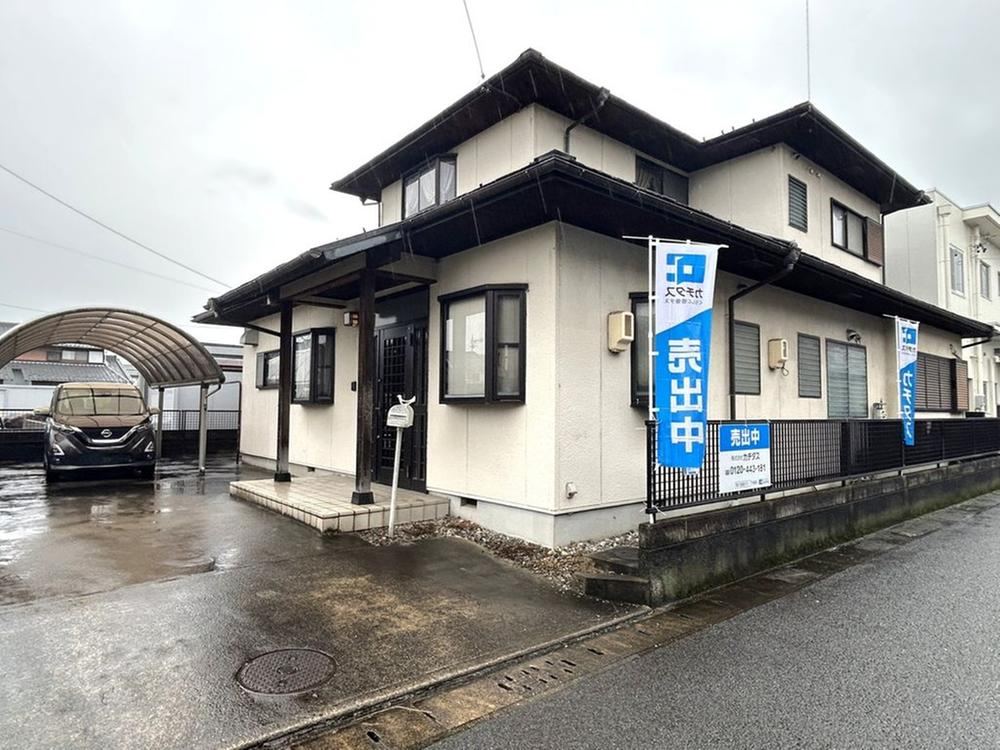5LDK house in Ogaki, Gifu - Photo 1