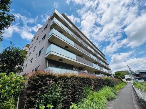 3LDK apartment in Asao Ward, Kawasaki, Kanagawa - Photo 1