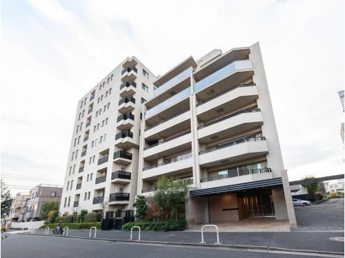 2LDK+S apartment in Edogawa Ward, Tokyo - Photo 1