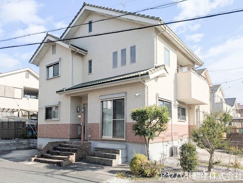4LDK+S house in Kusatsu, Shiga - Photo 1
