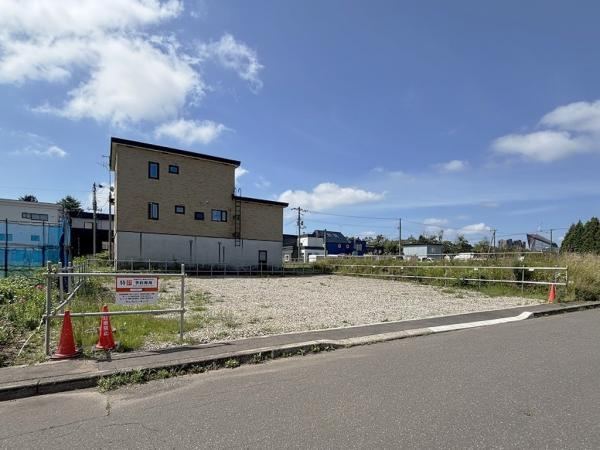 162 m² land in Kitahiroshima, Hokkaido - Photo 1