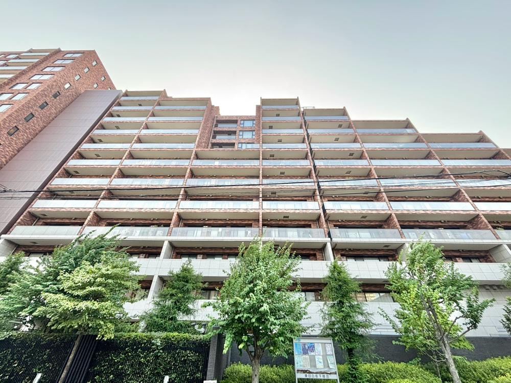 3LDK apartment in Toshima Ward, Tokyo - Photo 1