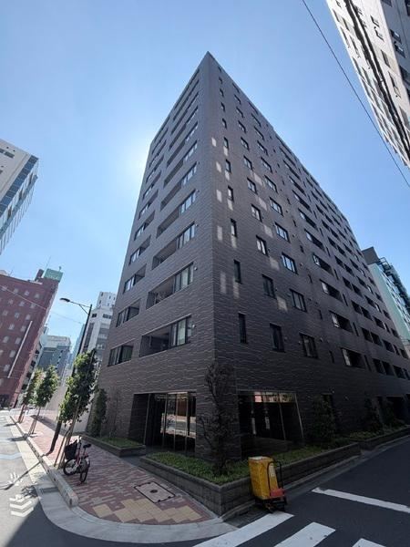2LDK apartment in Chuo Ward, Tokyo - Photo 1