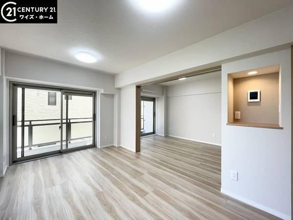 2LDK+S apartment in Nerima Ward, Tokyo - Photo 1