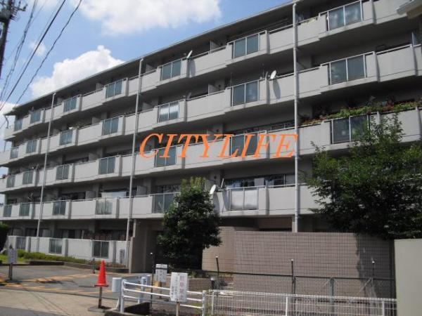 3LDK apartment in Yamashina Ward, Kyoto - Photo 1