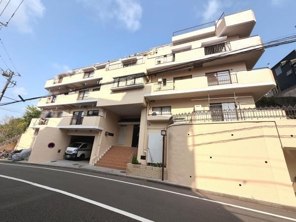 1LDK apartment in Fujisawa, Kanagawa - Photo 1