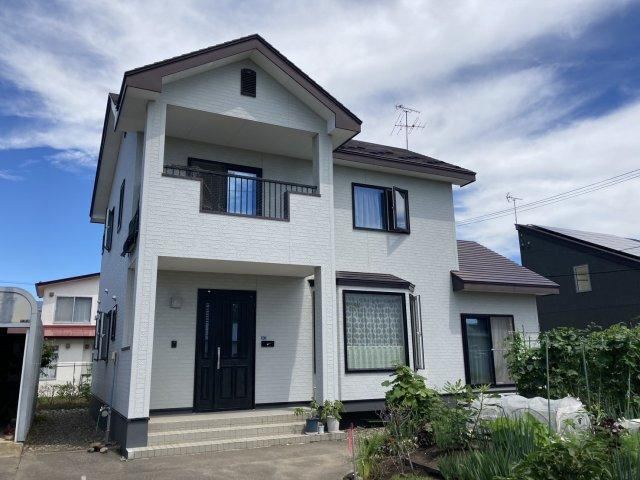 5LDK+S house in Obihiro, Hokkaido - Photo 1