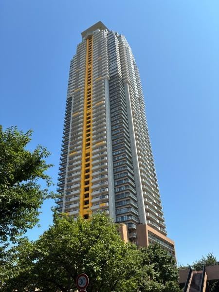2LDK apartment in Kawaguchi, Saitama - Photo 1