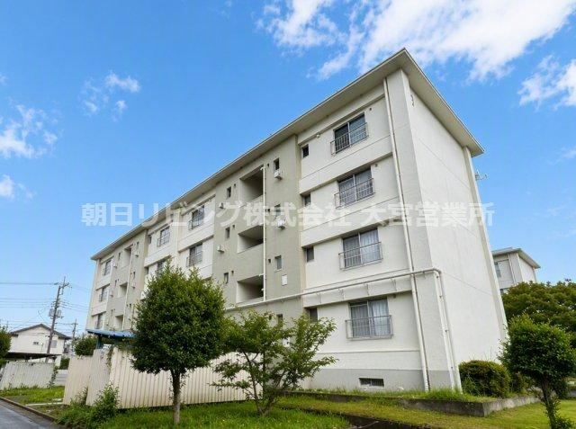 2LDK apartment in Iwatsuki Ward, Saitama - Photo 1