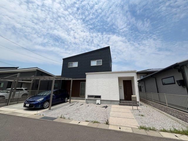 3LDK house in Takamatsu, Kagawa - Photo 1