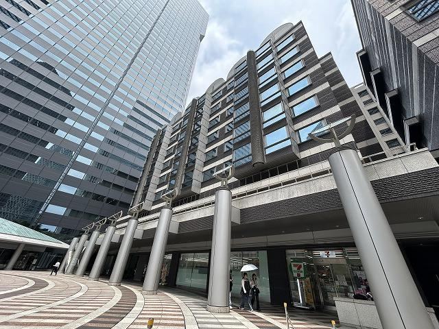 3LDK apartment in Shinjuku Ward, Tokyo - Photo 1