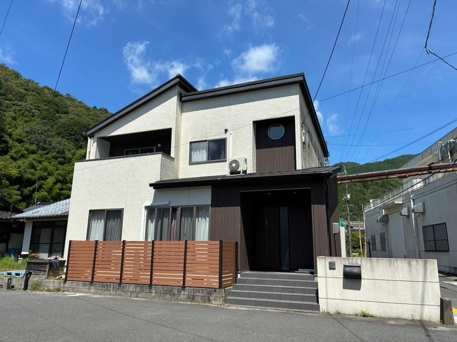5LDK house in Iwakuni, Yamaguchi - Photo 1