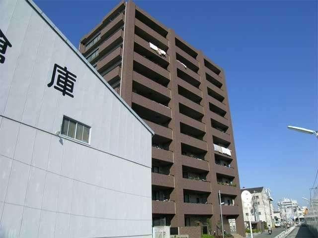 4LDK apartment in Suita, Osaka - Photo 1