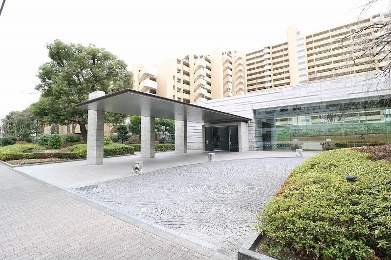 3LDK apartment in Nishitokyo, Tokyo - Photo 1