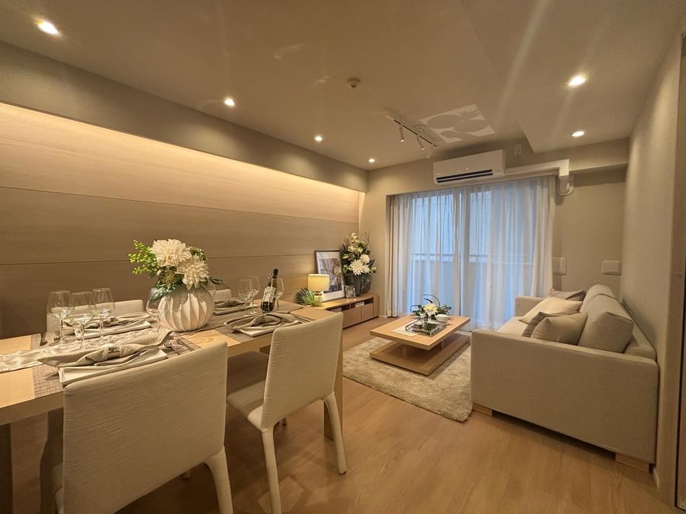 2LDK+S apartment in Chuo Ward, Tokyo - Photo 1