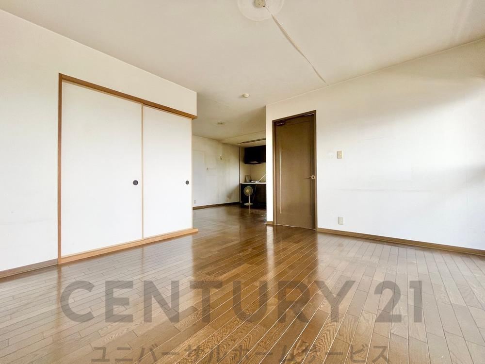 3LDK apartment in Muko, Kyoto - Photo 1