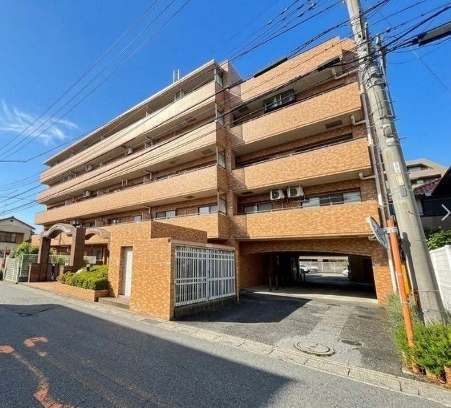 3LDK apartment in Kasukabe, Saitama - Photo 1