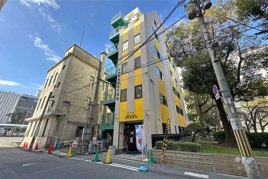 Thumbnail 2