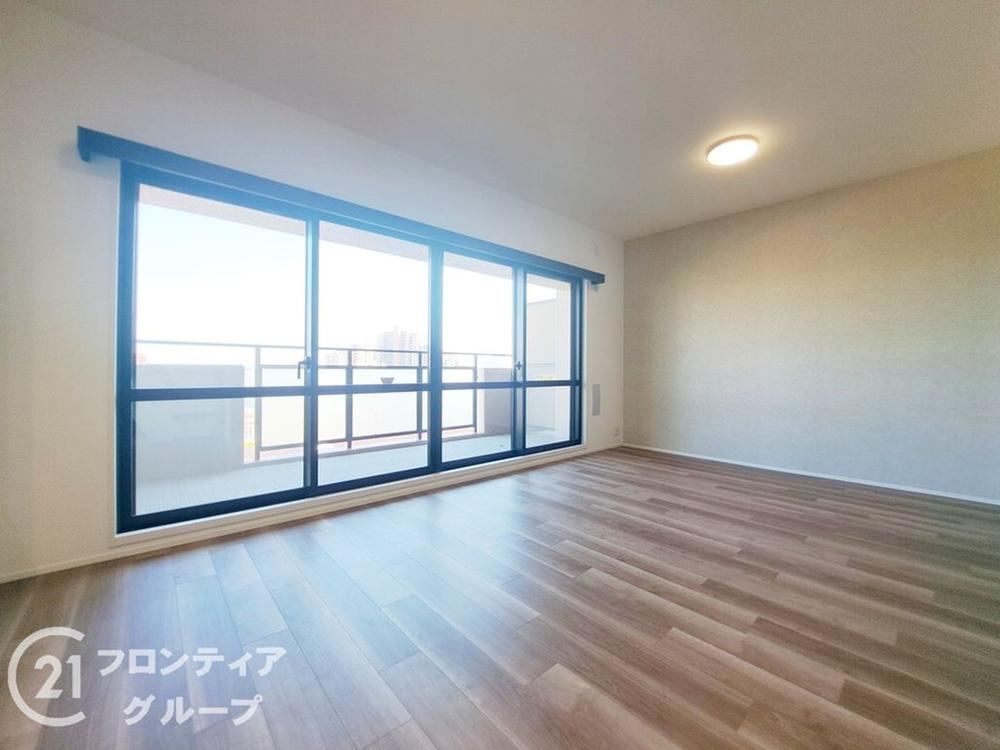 4LDK apartment in Nishinomiya, Hyogo - Photo 1