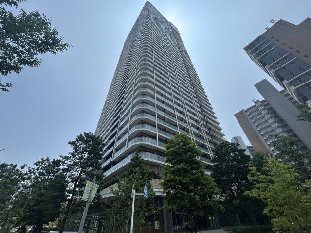 2LDK apartment in Chuo Ward, Tokyo - Photo 1