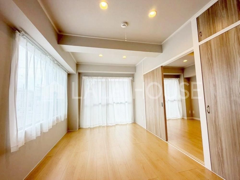 2DK apartment in Kita Ward, Saitama - Photo 1