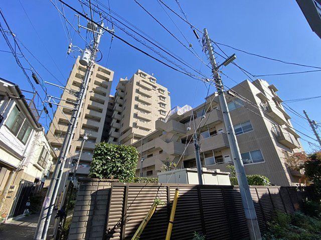 3LDK apartment in Toshima Ward, Tokyo - Photo 1