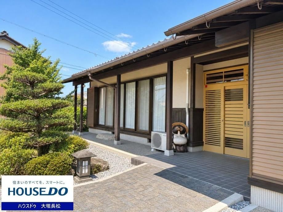 4LDK house in Ogaki, Gifu - Photo 1