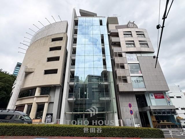 1LDK+S apartment in Shibuya Ward, Tokyo - Photo 1
