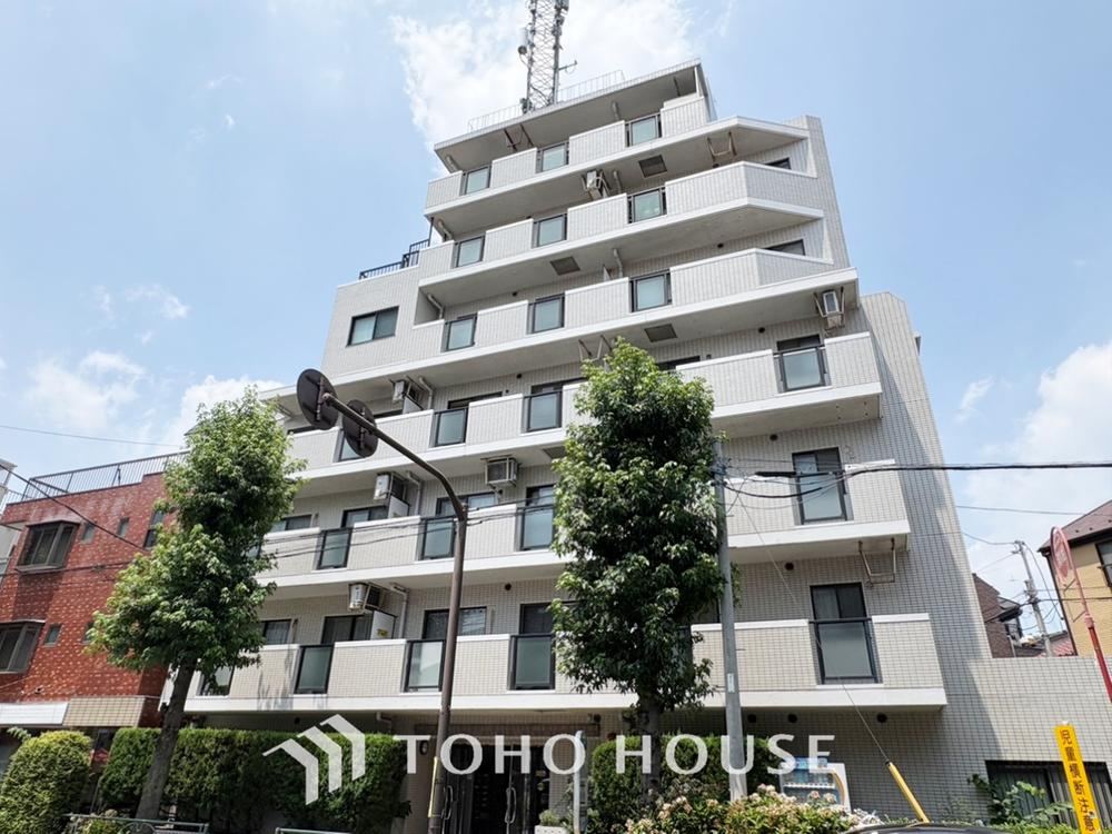 1LDK apartment in Meguro Ward, Tokyo - Photo 1