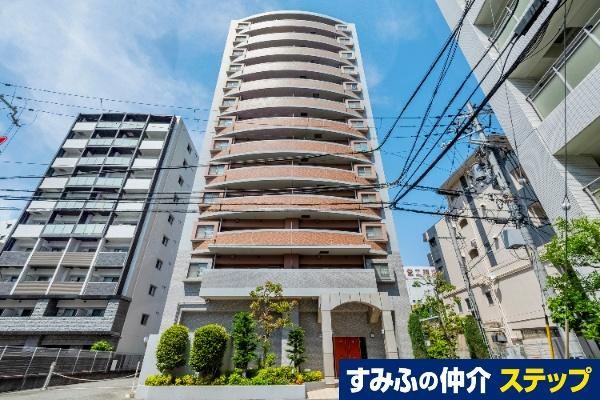 2LDK apartment in Suita, Osaka - Photo 1
