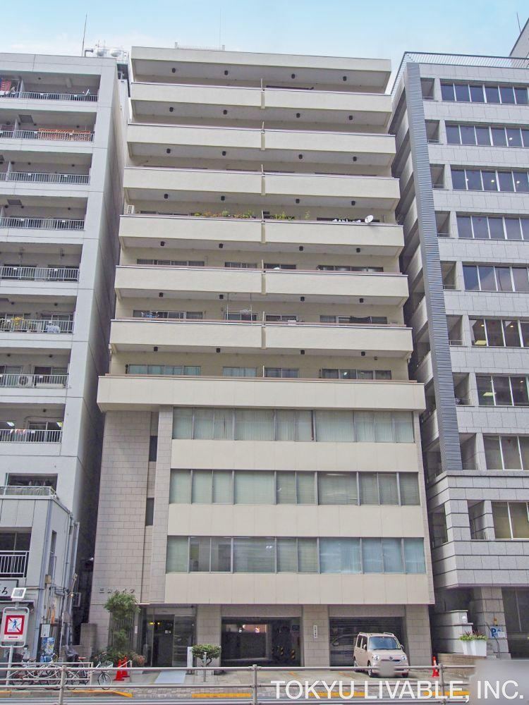 1LDK apartment in Minato Ward, Tokyo - Photo 1