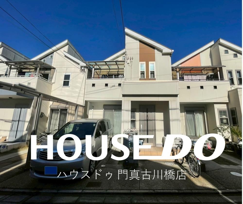 4LDK house in Kadoma, Osaka - Photo 1