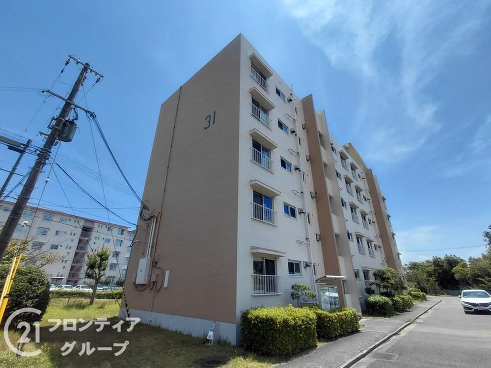 4K apartment in Suma Ward, Kobe, Hyogo - Photo 1