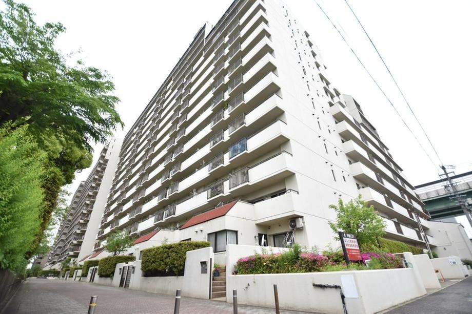 3LDK apartment in Nishi Ward, Nagoya, Aichi - Photo 1