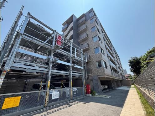 3LDK apartment in Nishinomiya, Hyogo - Photo 1