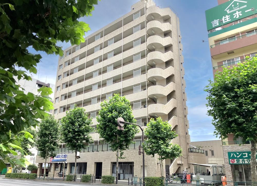 2LDK apartment in Nakano Ward, Tokyo - Photo 1