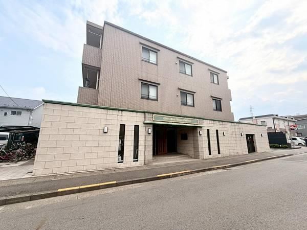3LDK+S apartment in Takatsu Ward, Kawasaki, Kanagawa - Photo 1