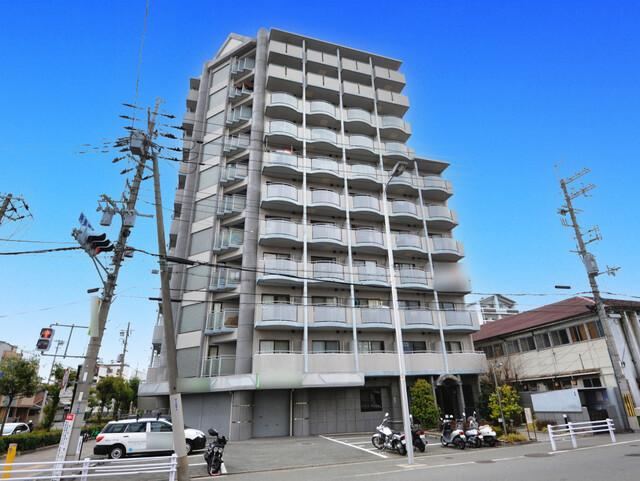 studio apartment in Yodogawa Ward, Osaka - Photo 1