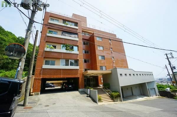 3LDK apartment in Higashinada Ward, Kobe, Hyogo - Photo 1