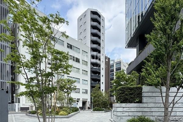 1LDK apartment in Shibuya Ward, Tokyo - Photo 1