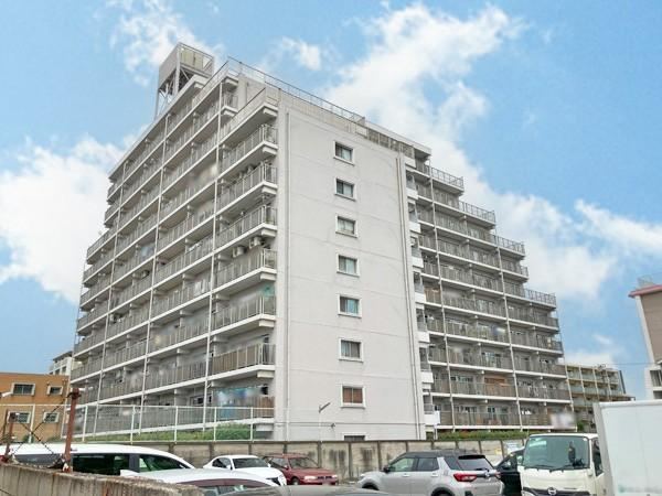 2LDK apartment in Kita Ward, Tokyo - Photo 1
