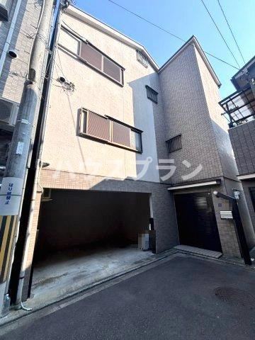 2LDK house in Moriguchi, Osaka - Photo 1