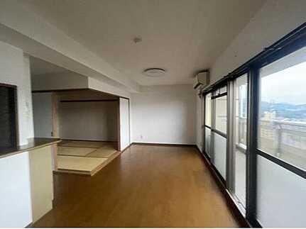 3LDK apartment in Higashi Ward, Hiroshima - Photo 1