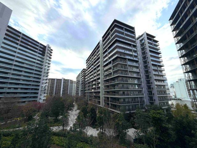 2LDK apartment in Chuo Ward, Tokyo - Photo 1