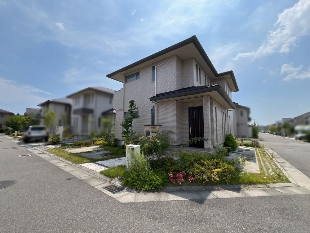 5LDK house in Ashiya, Hyogo - Photo 1