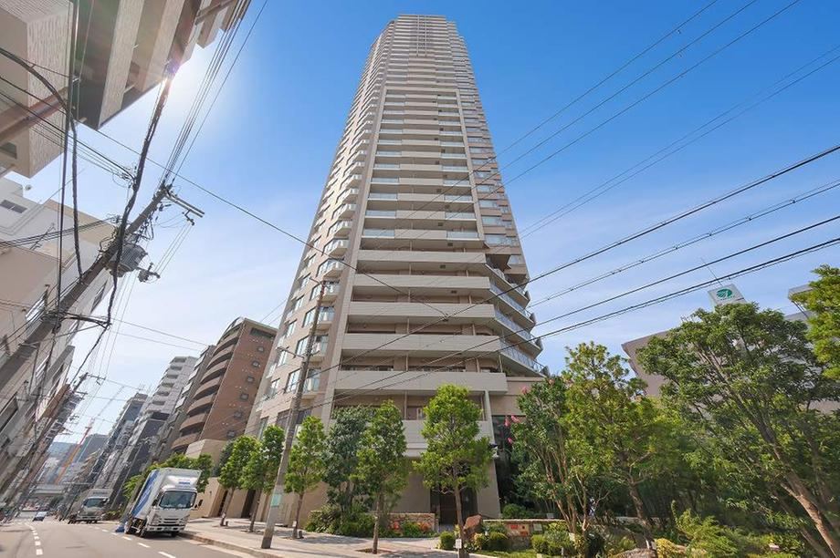 2LDK apartment in Chuo Ward, Osaka - Photo 1