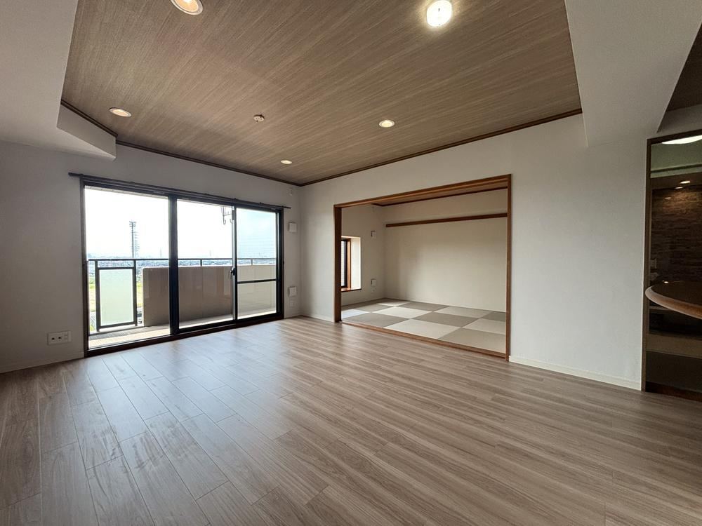 3LDK+S apartment in Anjo, Aichi - Photo 1