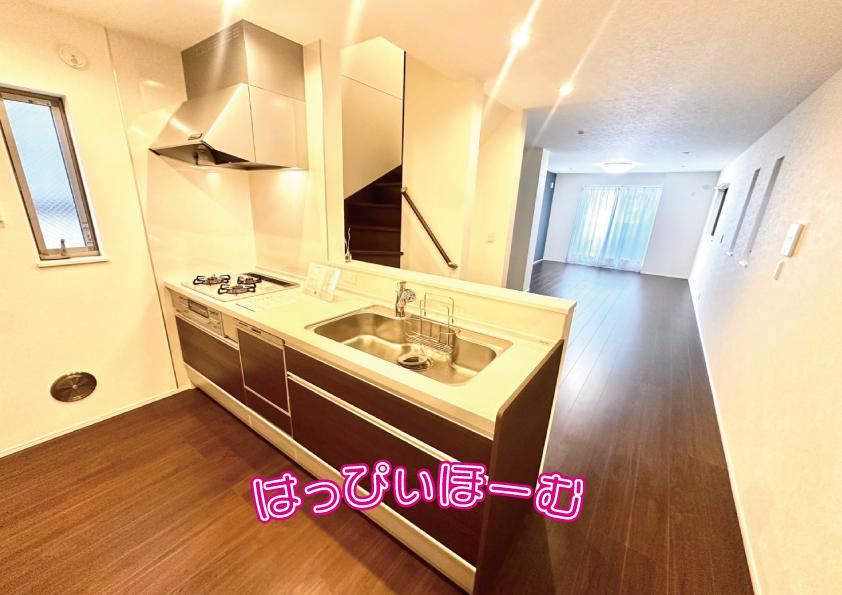 3LDK house in Adachi Ward, Tokyo - Photo 1