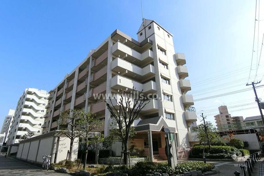 3LDK apartment in Higashiyodogawa Ward, Osaka - Photo 1
